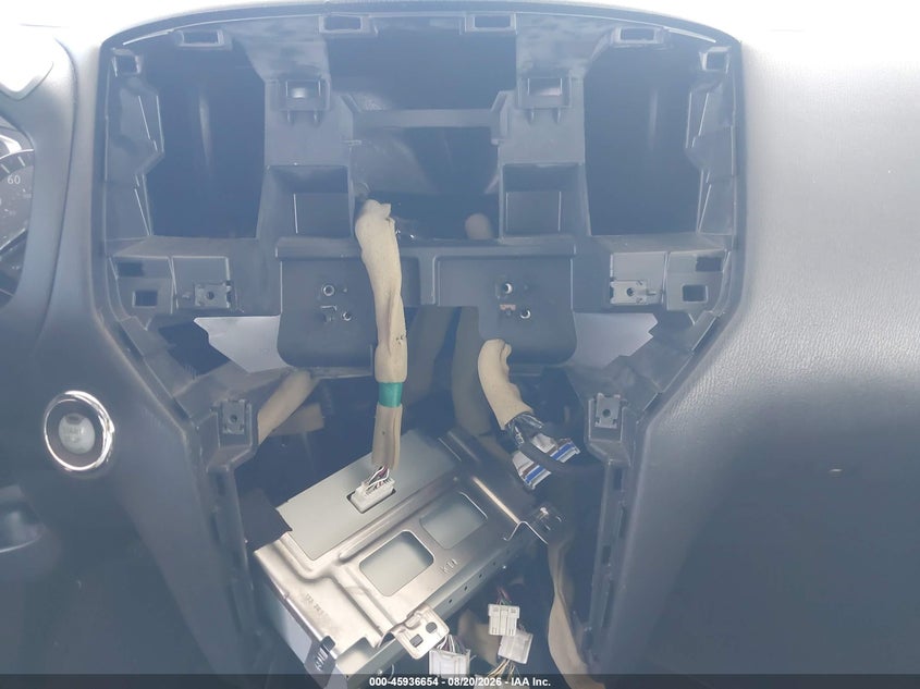 2016 NISSAN PATHFINDER auction photo 6