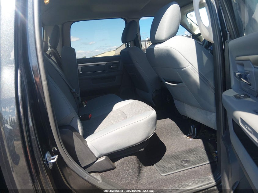 2018 RAM 1500 PICKUP 3.6L V-6 DOHC, VVT, 305HP