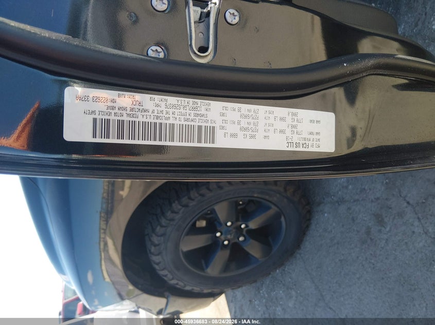 2018 RAM 1500 PICKUP 3.6L V-6 DOHC, VVT, 305HP