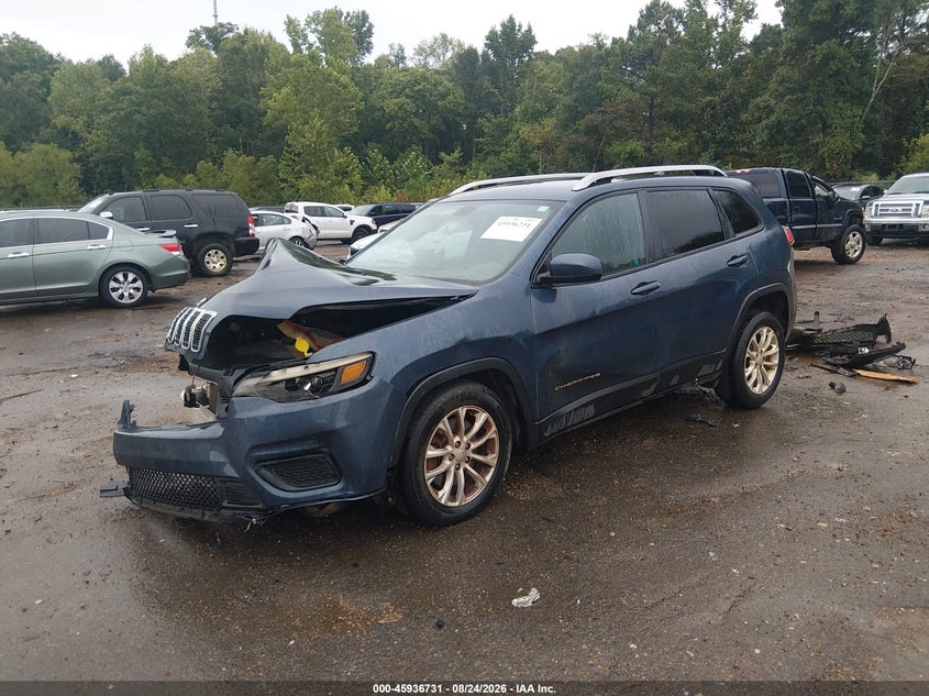 2020 Jeep Cherokee, Right Front, IAAI, VIN 1C4PJLCB5LD561608 — photo 2