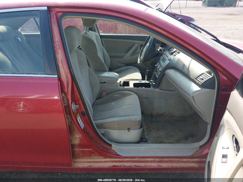 2011 TOYOTA CAMRY auction photo 5