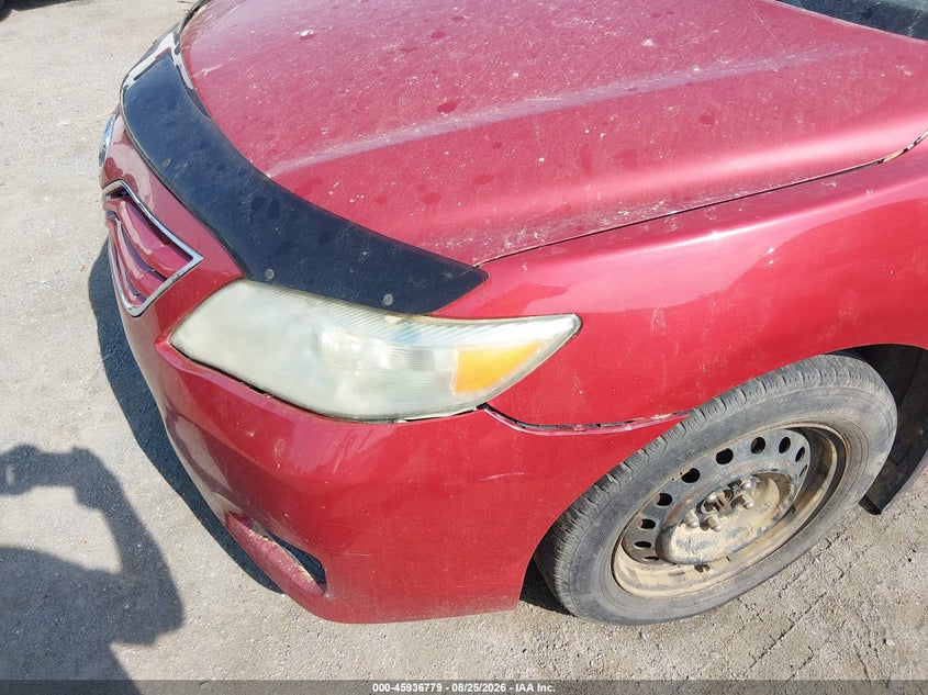 2011 TOYOTA CAMRY auction photo 6