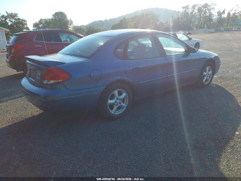 2004 FORD TAURUS auction photo 4