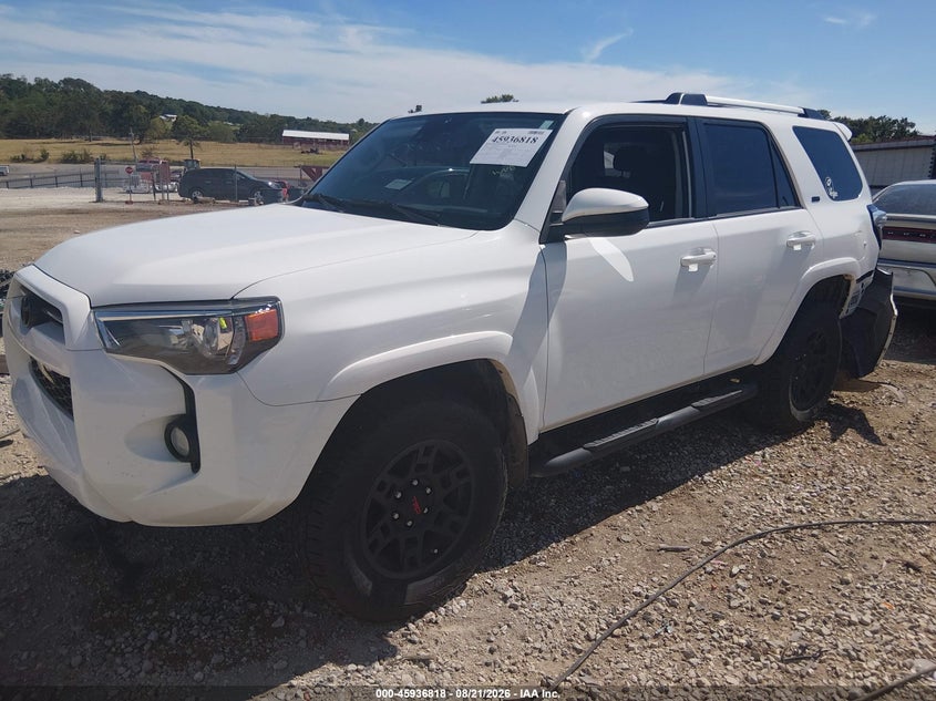 2020 TOYOTA 4RUNNER auction photo 2