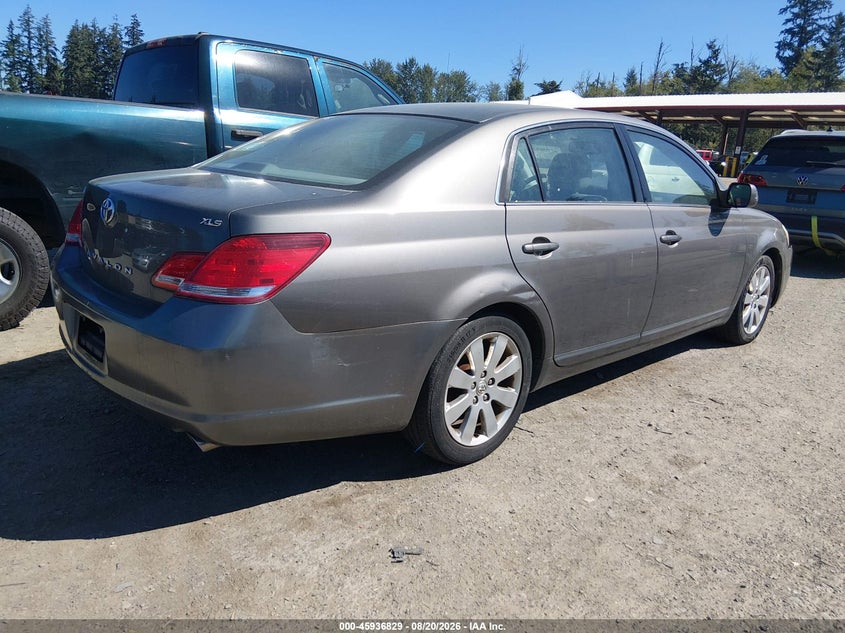 2006 TOYOTA AVALON auction photo 4