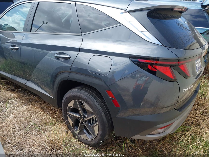 2026 HYUNDAI TUCSON auction photo 3