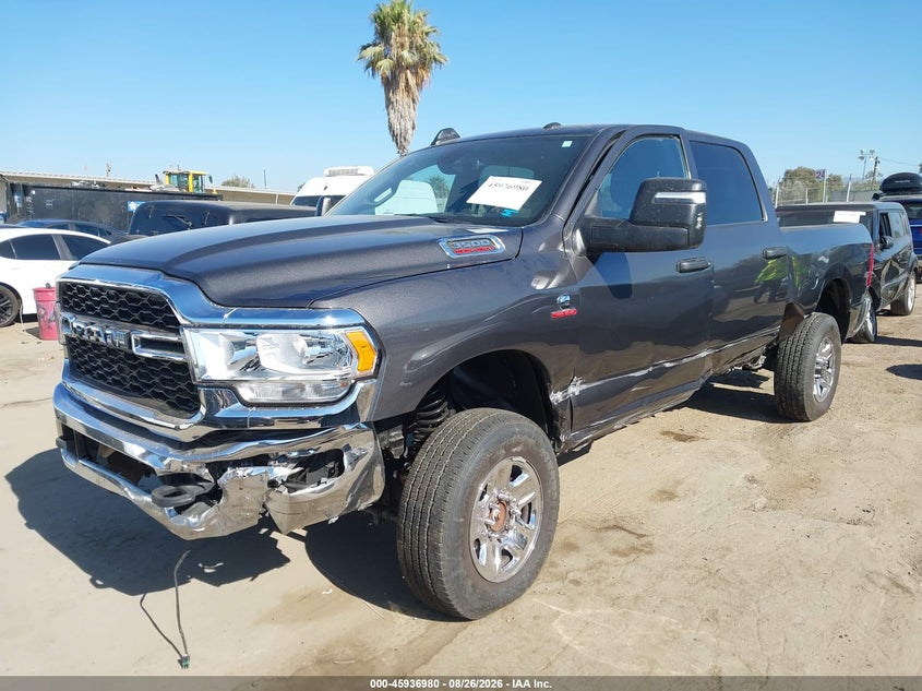 2024 RAM 3500, Left Side, IAAI, VIN 3C63R3CL1RG242208 — photo 2
