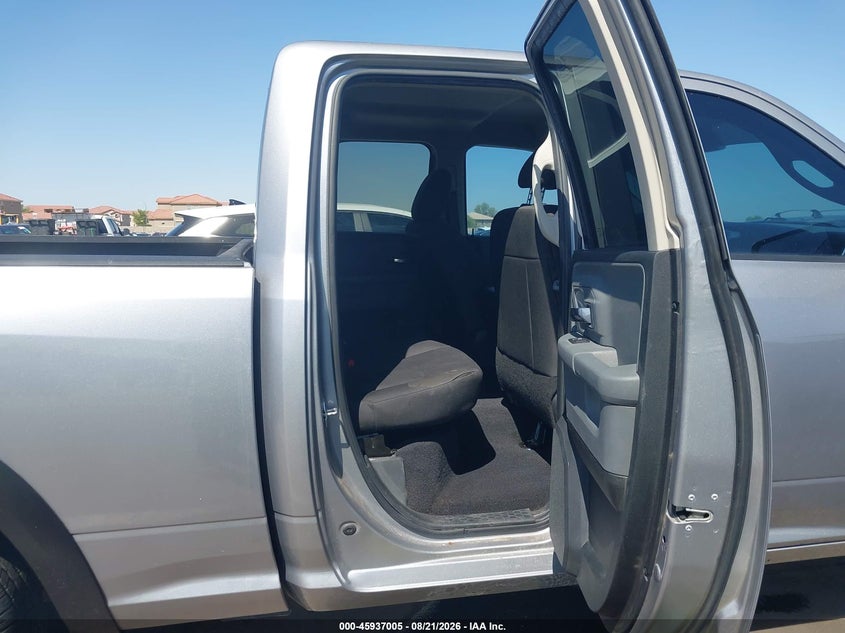 RAM 1500 CLASSIC 2019 VIN 1C6RR6GT5KS734292
