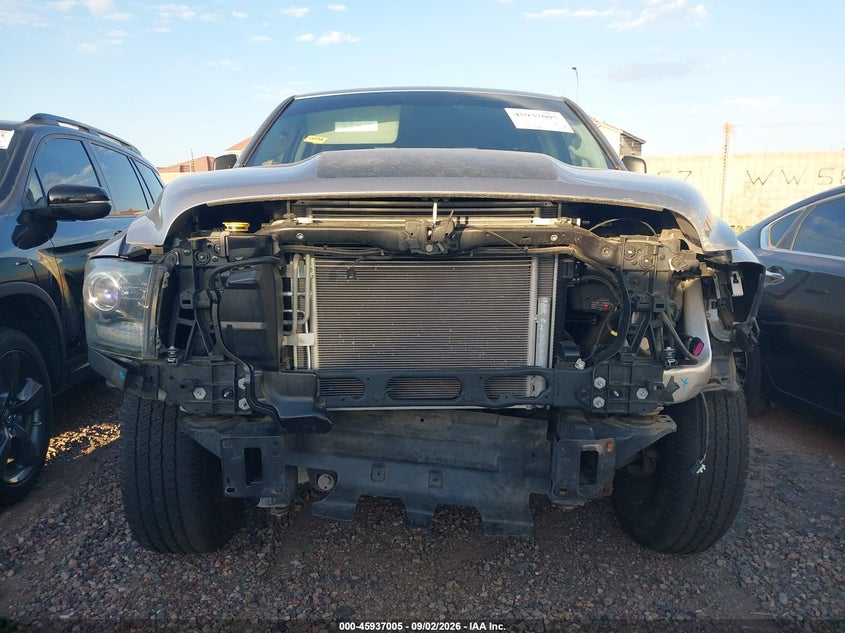 RAM 1500 CLASSIC 2019 VIN 1C6RR6GT5KS734292