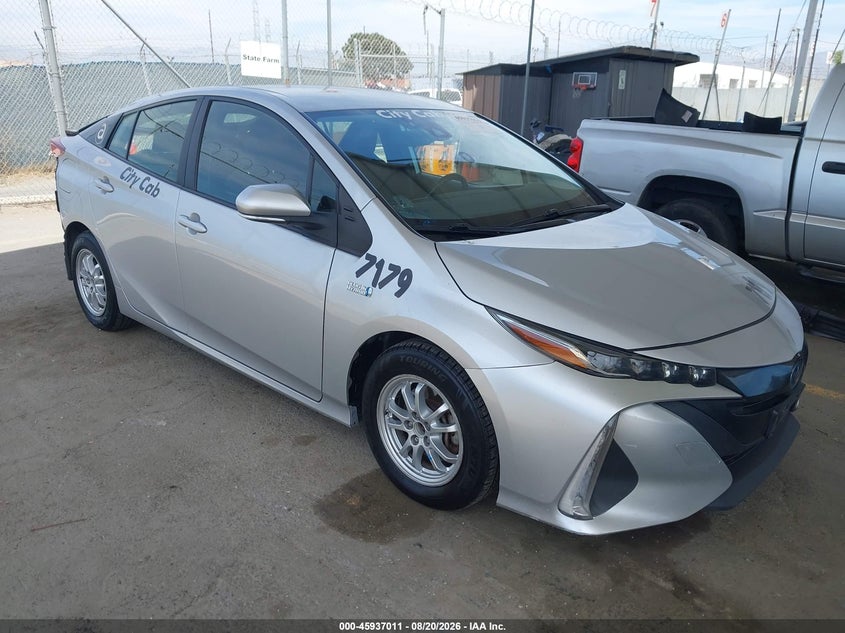TOYOTA PRIUS PRIME - zdjęcie 1