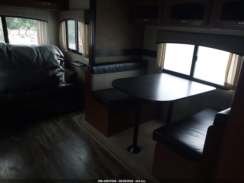 2017 JAYCO JAY FEATHER auction photo 8
