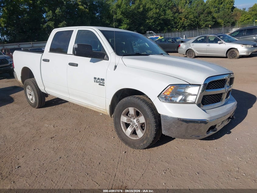 RAM 1500 CLASSIC - zdjęcie 1