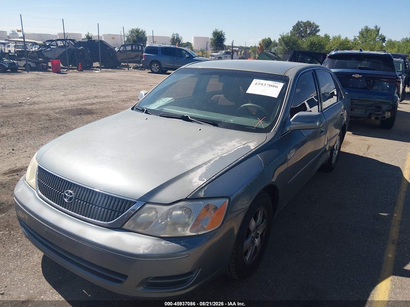 2000 Toyota Avalon, Град, IAAI, VIN 4T1BF28B1YU071443 — фото 2