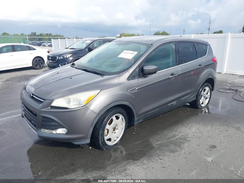 Vin: 1fmcu0gx6dud15433, lot: 46436231, ford escape se 20132