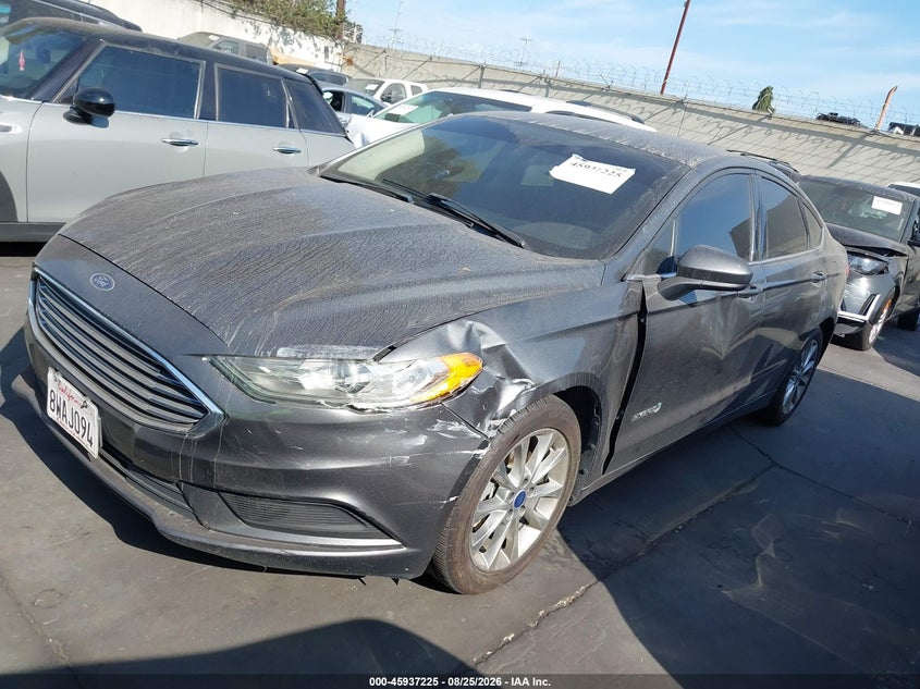 2017 Ford Fusion, Left Front, IAAI, VIN 3FA6P0LU3HR323528 — photo 2