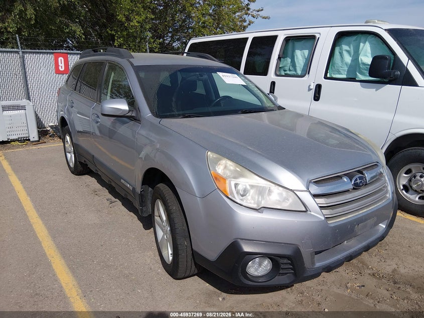 2013 SUBARU OUTBACK auction photo 1