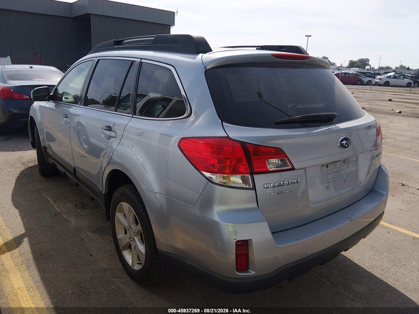 2013 SUBARU OUTBACK auction photo 3