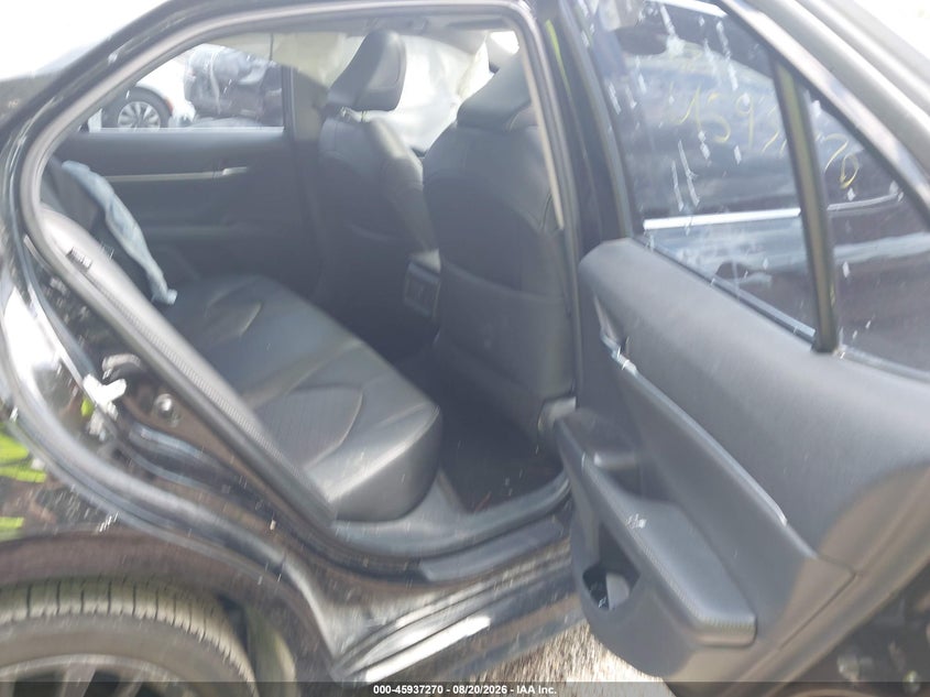 TOYOTA CAMRY - zdjęcie 8