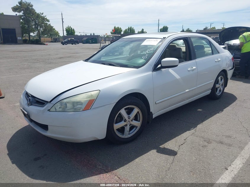 2004 Honda Accord 2.4 Ex, Rear, IAAI, VIN 1HGCM56614A008376 — photo 2