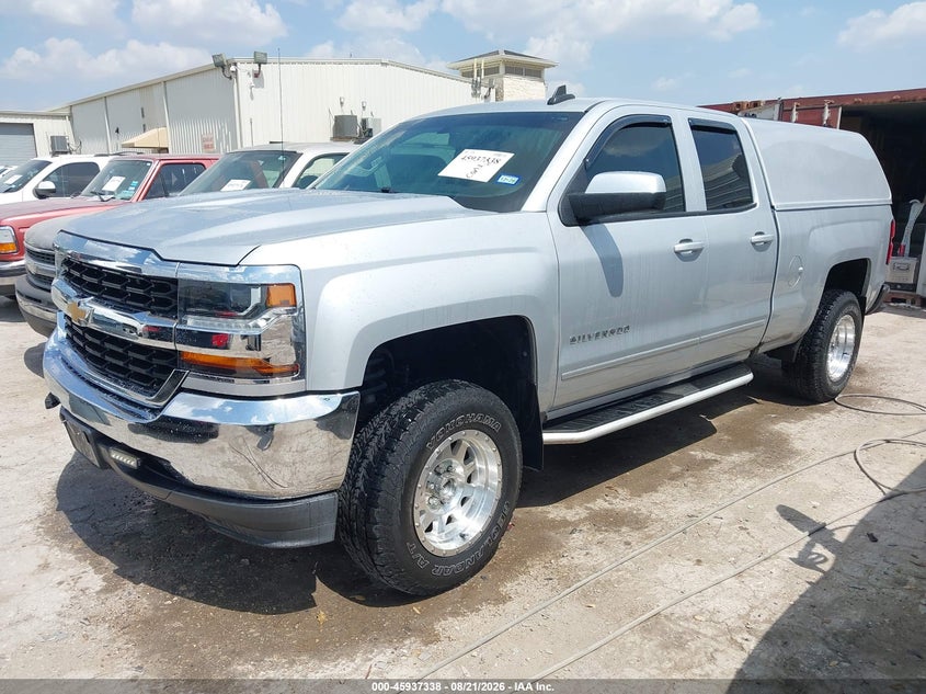 2018 Chevrolet Silverado, Звичайний знос, IAAI, VIN 1GCRCREC2JZ158830 — фото 2