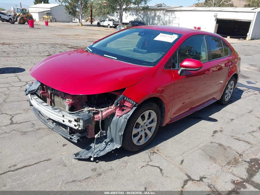 2021 Toyota Corolla, Right Front, IAAI, VIN JTDEPMAE6MJ174822 — photo 2