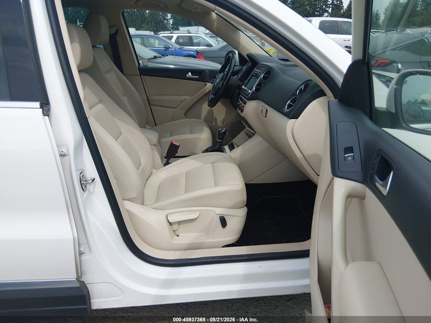 2013 VOLKSWAGEN TIGUAN auction photo 5