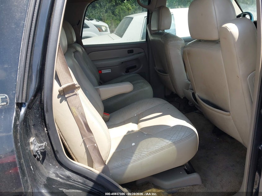 2002 CHEVROLET TAHOE auction photo 8