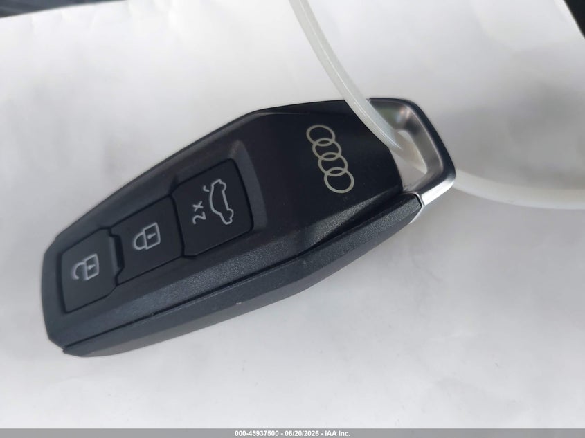 2025 AUDI Q6 E-TRON PREMIUM · Фото 11