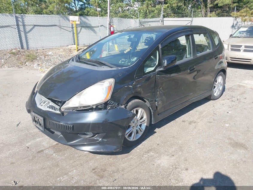 2011 Honda Fit, Front End, IAAI, VIN JHMGE8H55BC004558 — photo 2