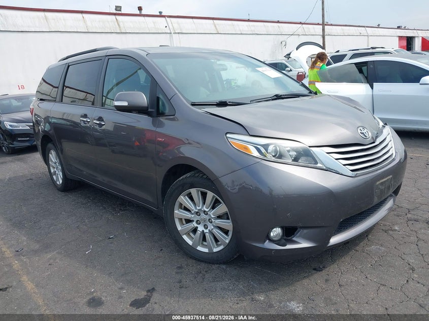 TOYOTA SIENNA - zdjęcie 1