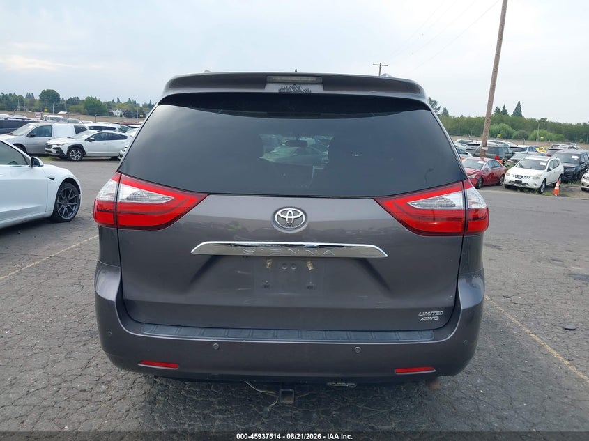 TOYOTA SIENNA - zdjęcie 16