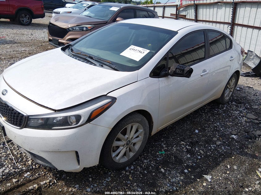 2017 KIA FORTE auction photo 2