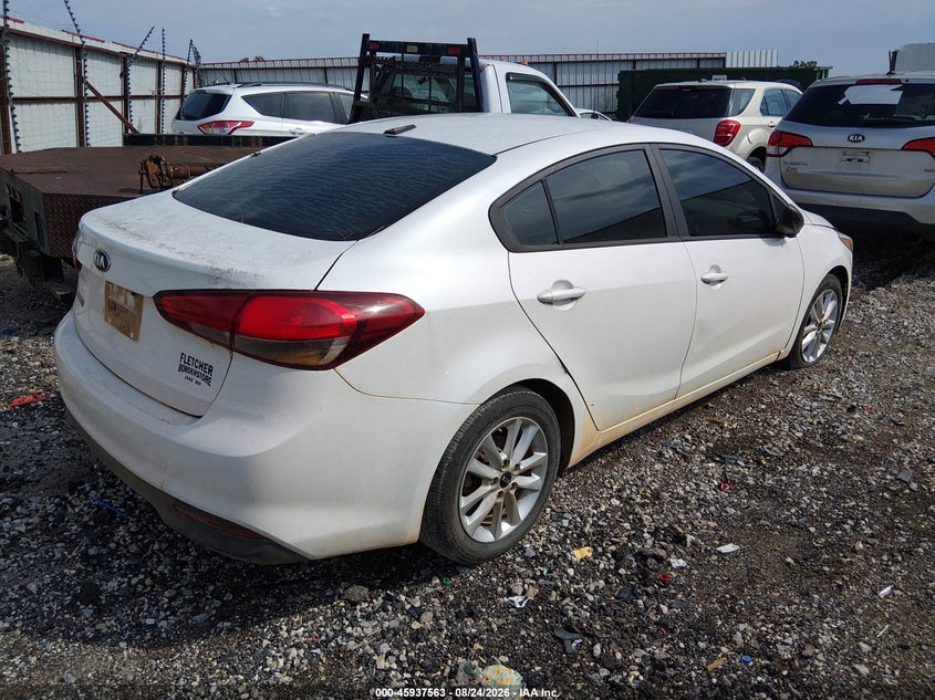 2017 KIA FORTE auction photo 4