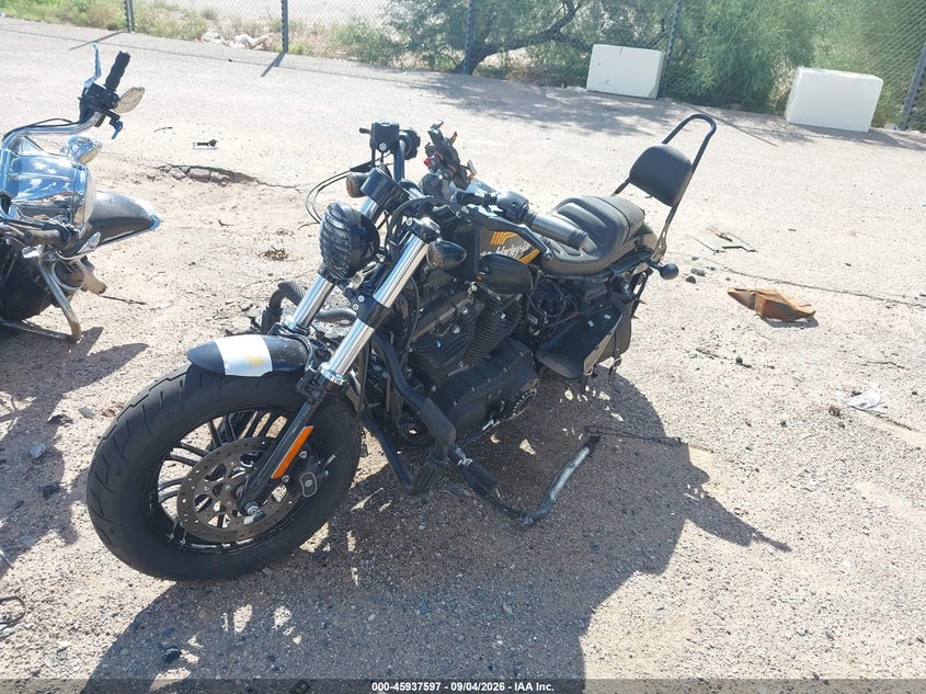 HARLEY-DAVIDSON XL1200 2016