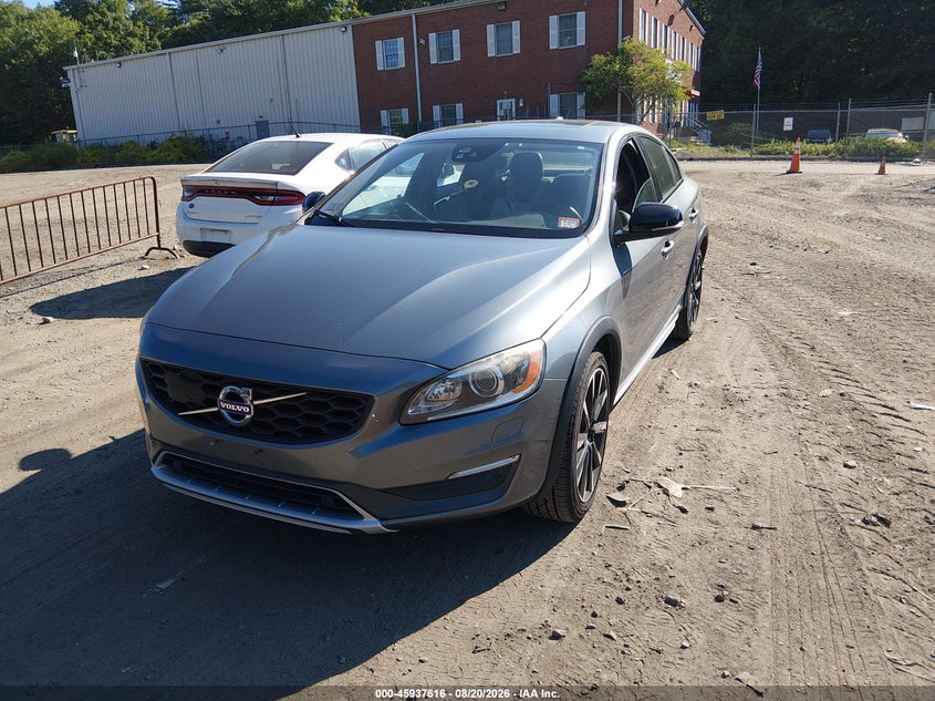 2016 VOLVO S60 CROSS COUNTRY auction photo 2