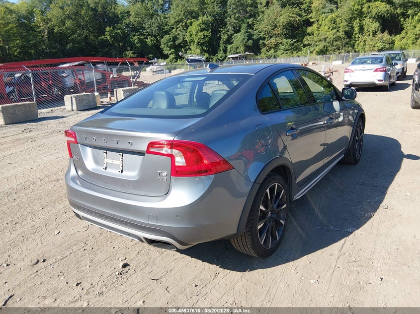 2016 VOLVO S60 CROSS COUNTRY auction photo 4