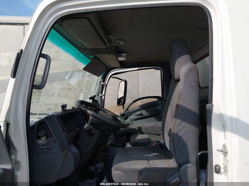 2012 ISUZU NPR auction photo 6