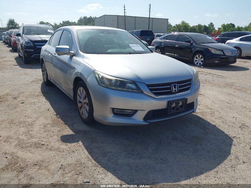 2013 HONDA ACCORD auction photo 1