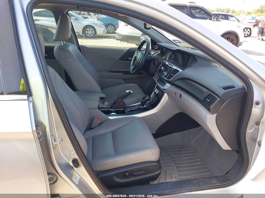 2013 HONDA ACCORD auction photo 5