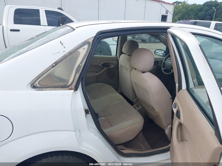 2003 FORD FOCUS auction photo 8