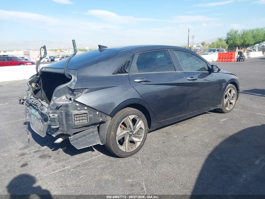 2023 HYUNDAI ELANTRA auction photo 4