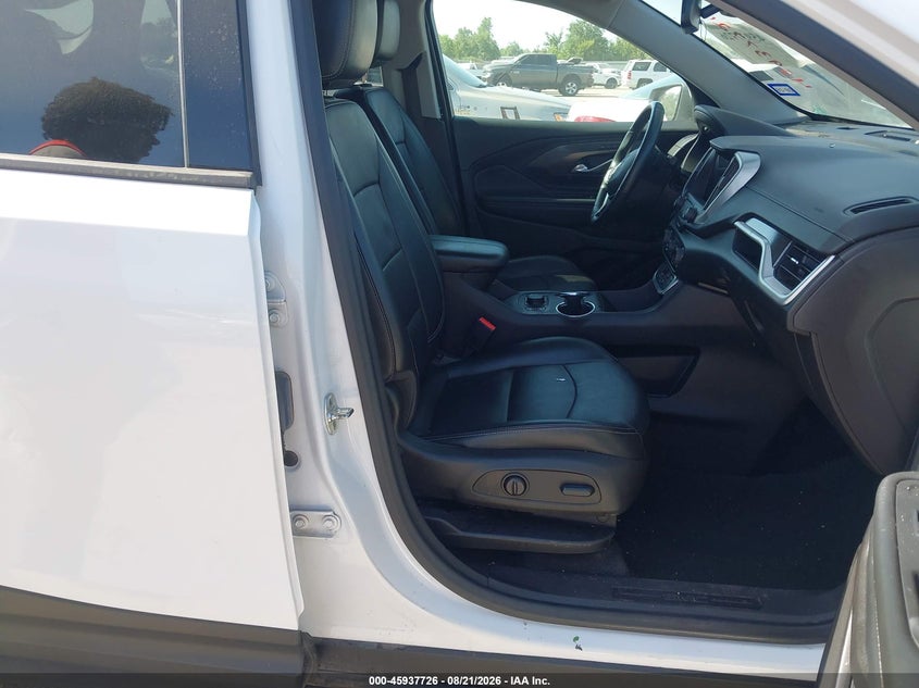 2024 GMC TERRAIN auction photo 5