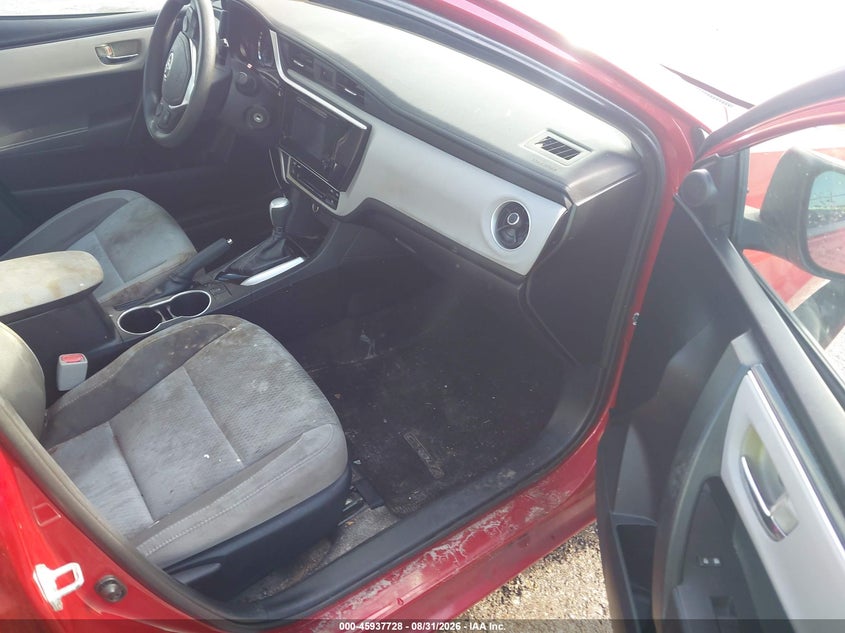 2018 TOYOTA COROLLA auction photo 5
