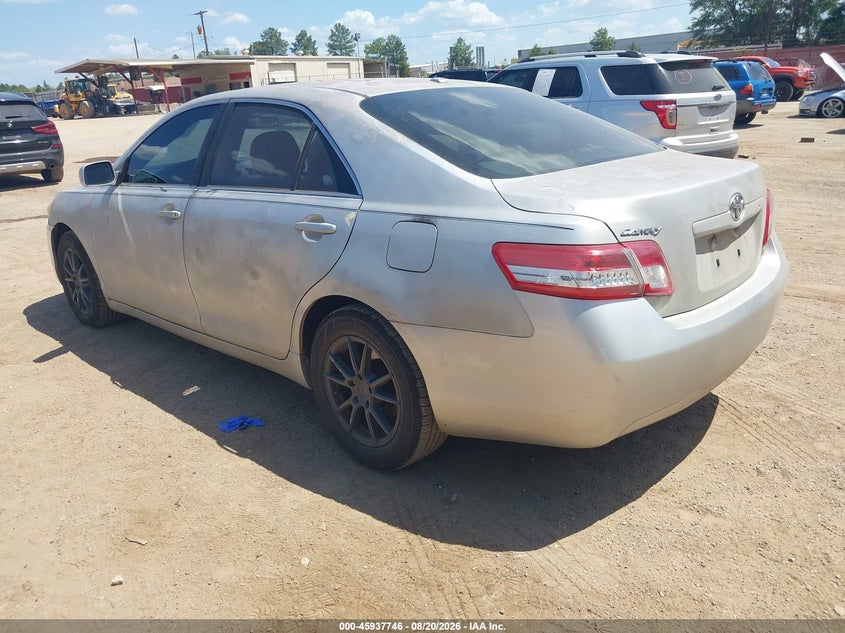 2011 TOYOTA CAMRY auction photo 3