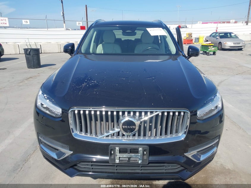 VOLVO XC90 RECHARGE PLUG-IN HYBRID - zdjęcie 12