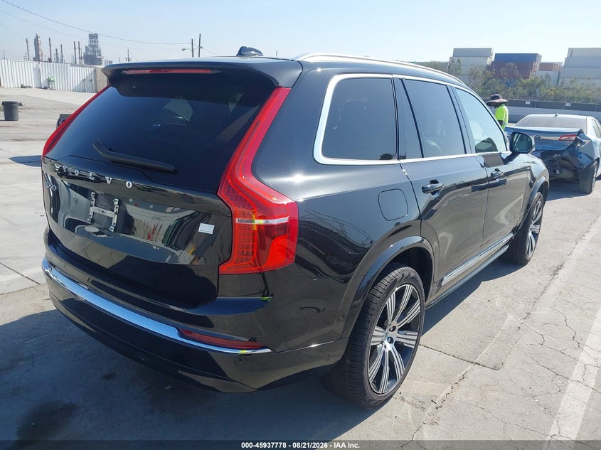 VOLVO XC90 RECHARGE PLUG-IN HYBRID - zdjęcie 4