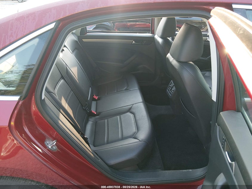 VOLKSWAGEN PASSAT 2015 VIN 1VWBV7A30FC084787
