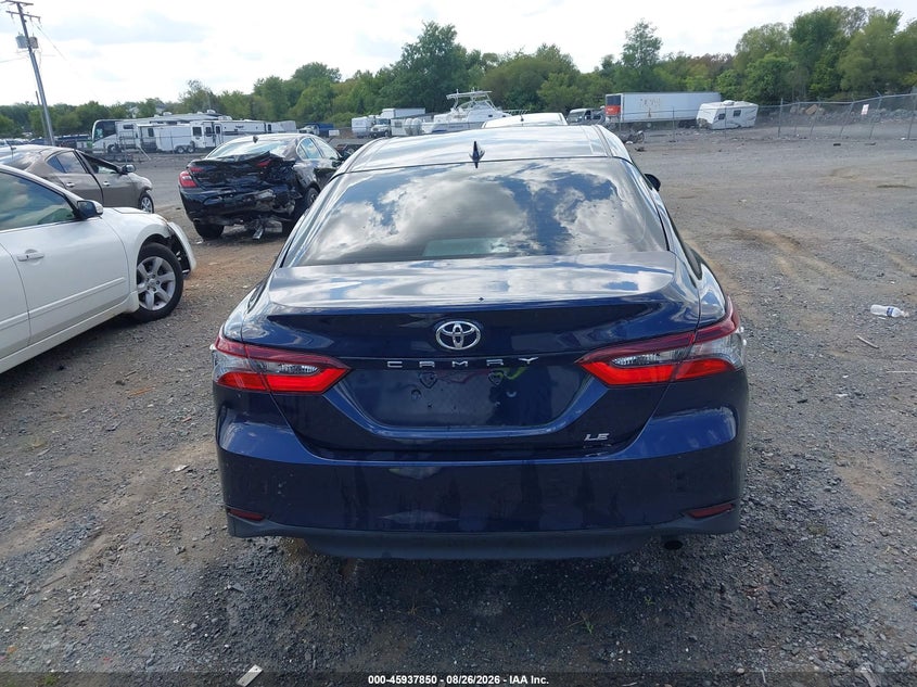 TOYOTA CAMRY - zdjęcie 17