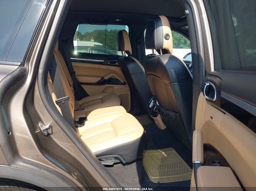 PORSCHE CAYENNE 2016 VIN WP1AA2A27GKA15962