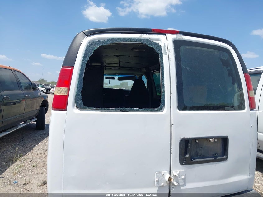2005 CHEVROLET EXPRESS auction photo 6